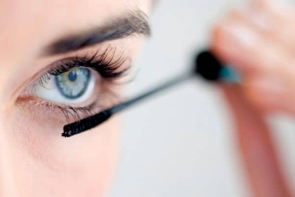 The Best Natural Mascara for Every Kind of Clean Beauty Lover in 2021