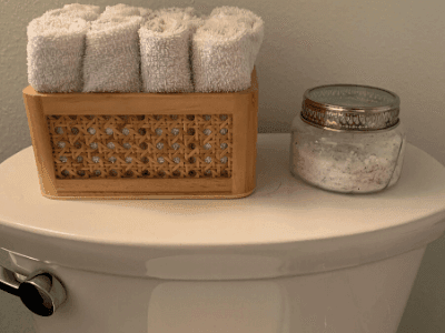 Simple Bath Soak Recipe You Can Customize for Detox and Sore Muscles 7 homemade bath soak