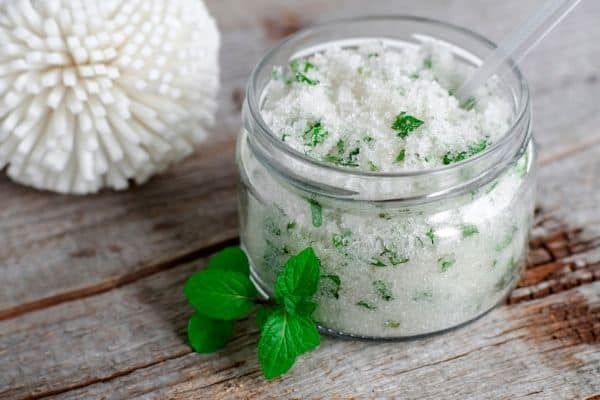 Do You Use Sugar Scrub Before or After Shaving? Plus an Easy Recipe! 1 diy sugar scrub recipe