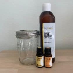 DIY Apple Cider Sugar Scrub (Smells Like the Real Thing!) 3 essential oils