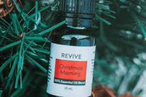 25+ Practical Essential Oil Gifts They’ll Actually Want to Use 3 revive christmas morning