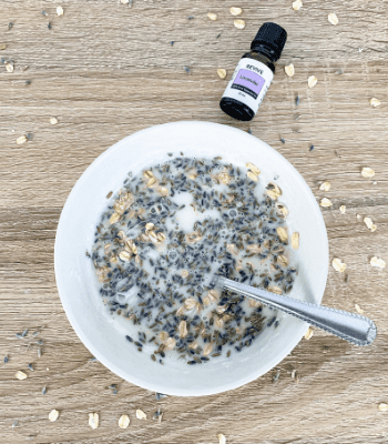 Easy Oatmeal Soap Recipe with Lavender (The Softest Skin Ever!) 3 melt and pour soap recipe