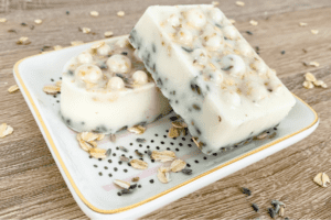 Easy Oatmeal Soap Recipe with Lavender (The Softest Skin Ever!) 7 lavender oatmeal soap