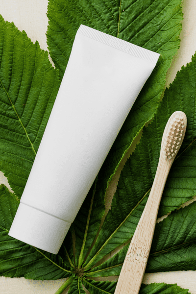 7 Best Natural Toothpaste Options for a Cleaner Mouth 2 toothpaste flatlay