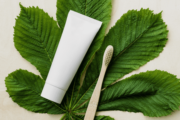 7 Best Natural Toothpaste Options for a Cleaner Mouth 3 minty toothpaste