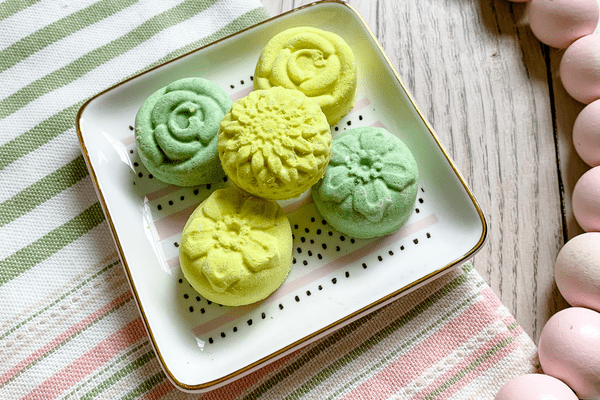 Easy DIY Shower Steamers Recipe with 5 Aromatherapy Options 5 easy shower melts