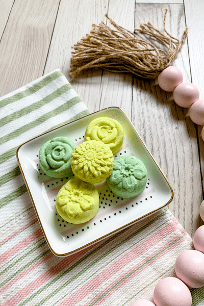 Easy DIY Shower Steamers Recipe with 5 Aromatherapy Options 2 diy shower steamers2