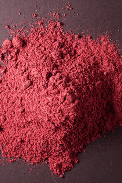 11 Best Natural Bath Bomb Colorants (And Which to Avoid!) 8 natural bath bomb colorants1