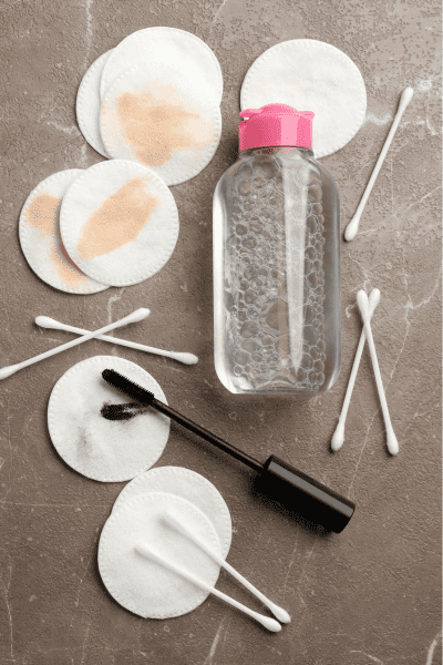 Micellar Water Vs. Toner: Which is Best for Your Skin Care Routine? 2 cleansing micellar water