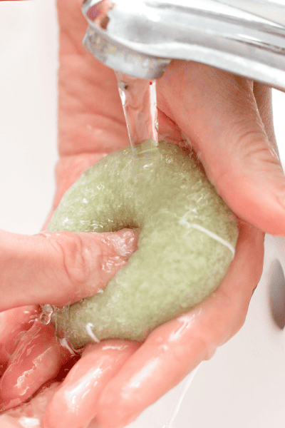 5 Konjac Sponge Benefits (What It Is and Why You Need It) 3 green konjac sponge