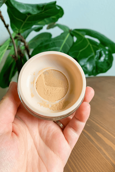 100% pure bamboo blur powder