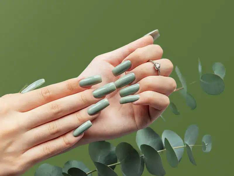 nails 2